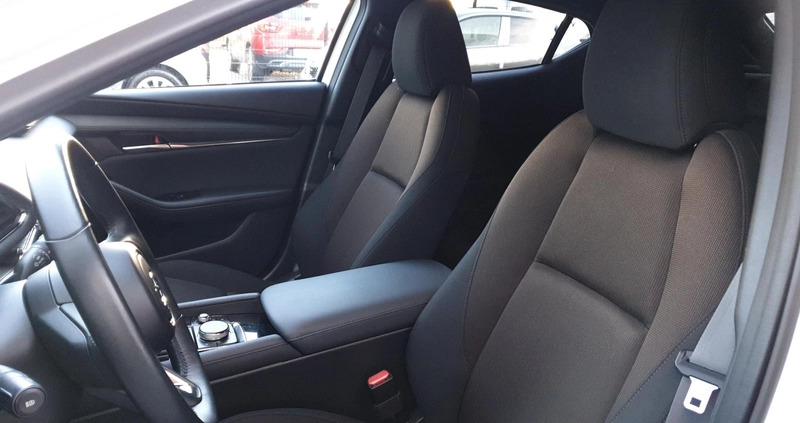 Mazda 3 cena 89900 przebieg: 62863, rok produkcji 2021 z Ostroróg małe 379